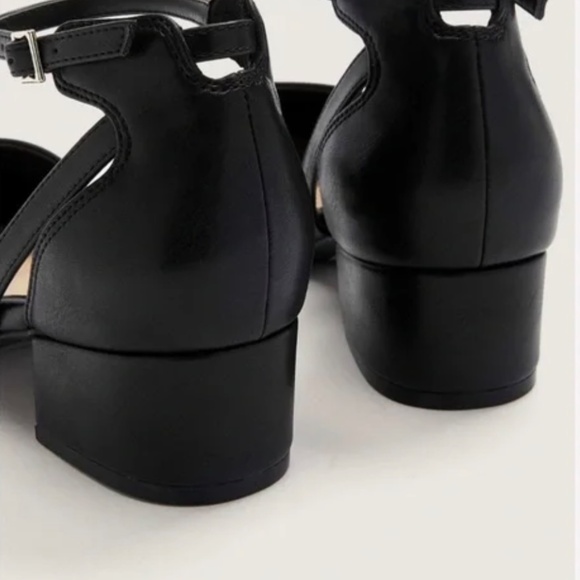 6W - Wide-Width Block Heel Shoe With Ankle Strap - Addition Elle - Picture 3 of 5